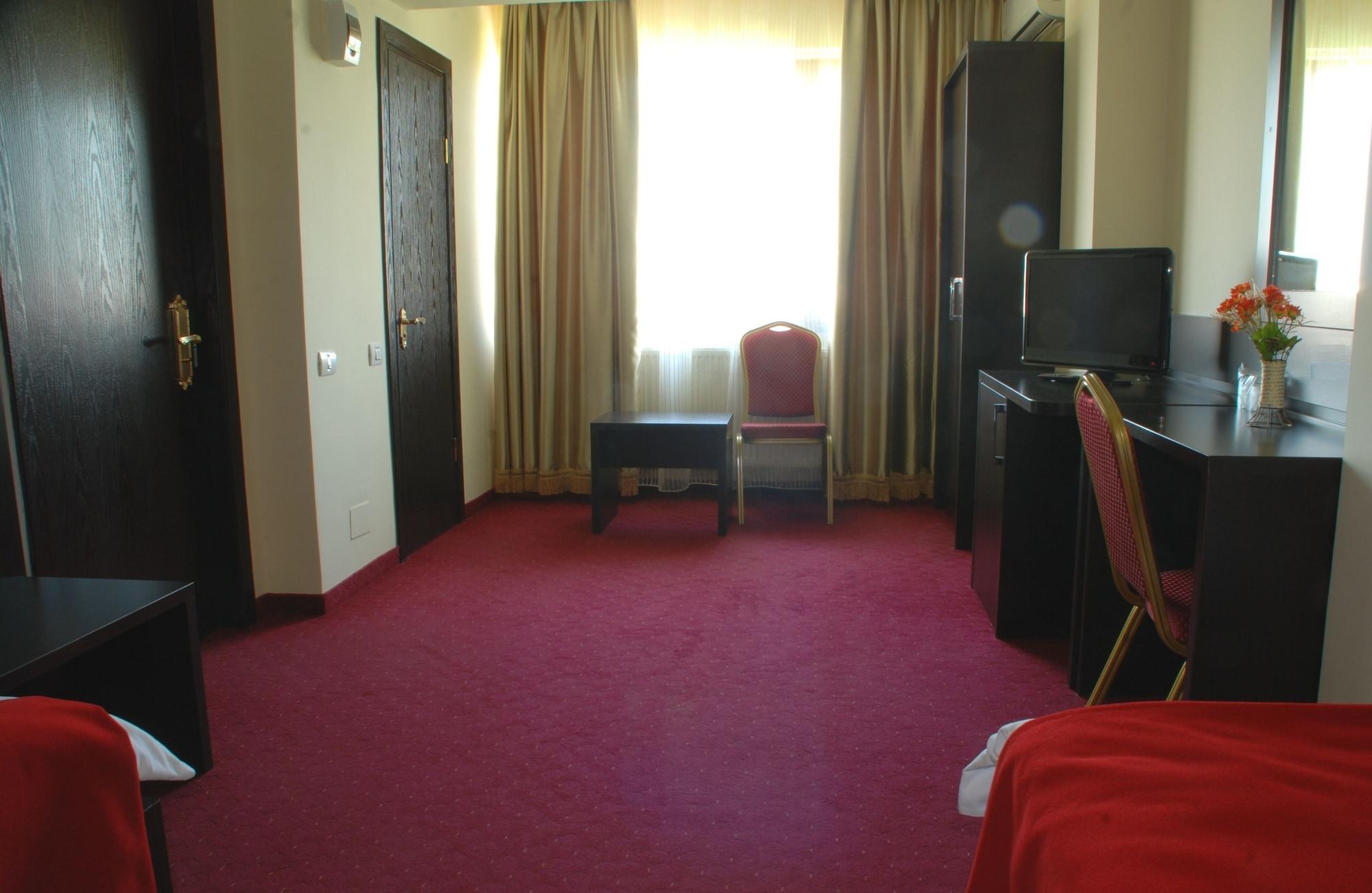 Hotel Ancor Бухарест Экстерьер фото