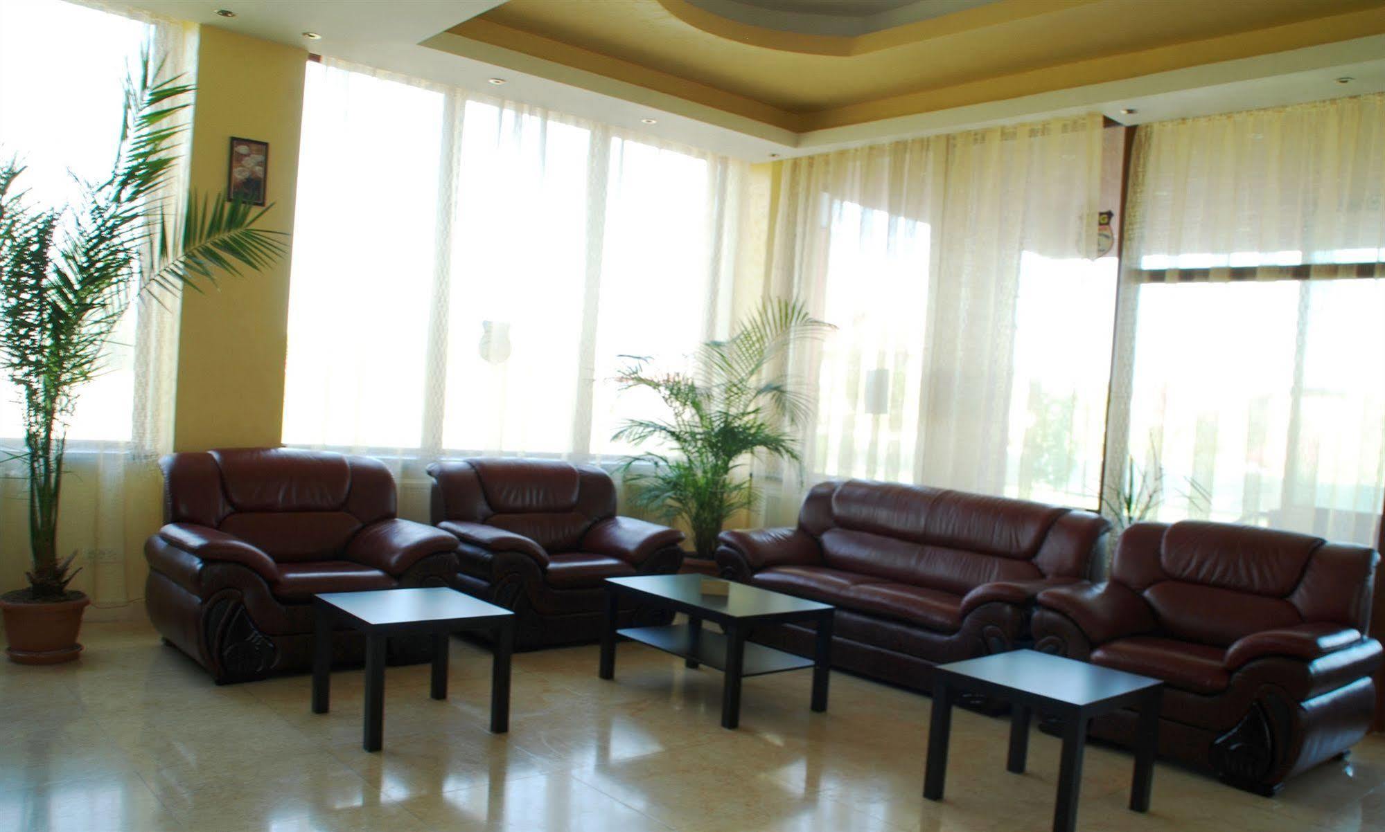 Hotel Ancor Бухарест Экстерьер фото